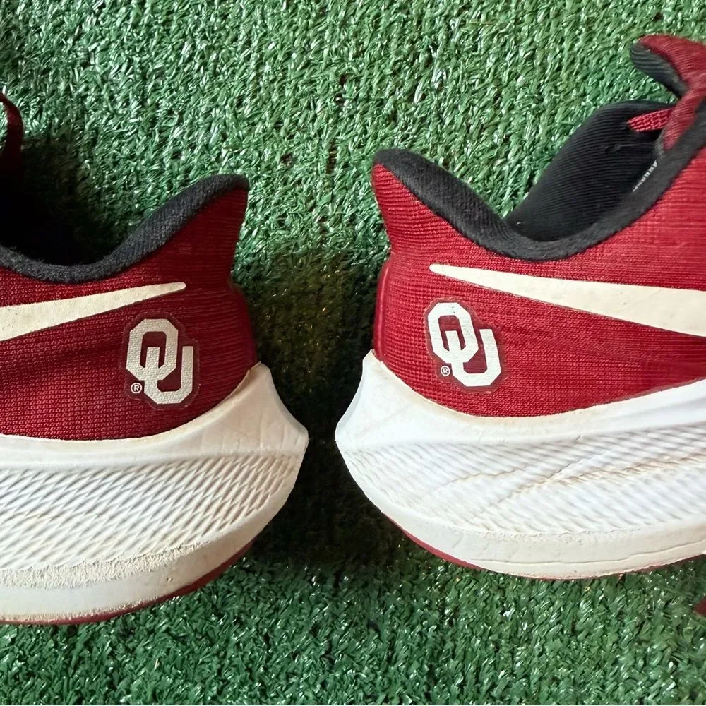 Nike Air Zoom Pegasus 39 Oklahoma Sooners Mens Size 7 Athletic Shoes Crimson